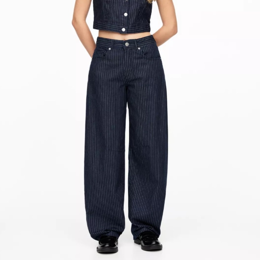Pull & Bear • Stripe Balloon Jeans